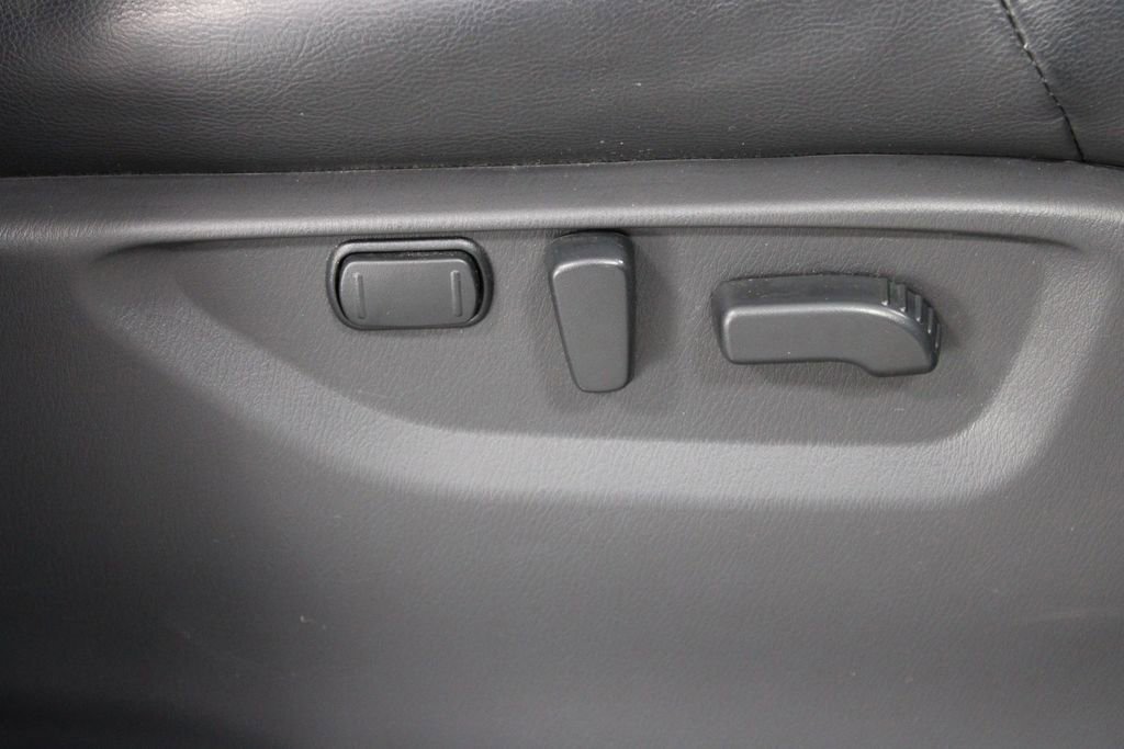 Used 2024 Nissan Armada SL image 30