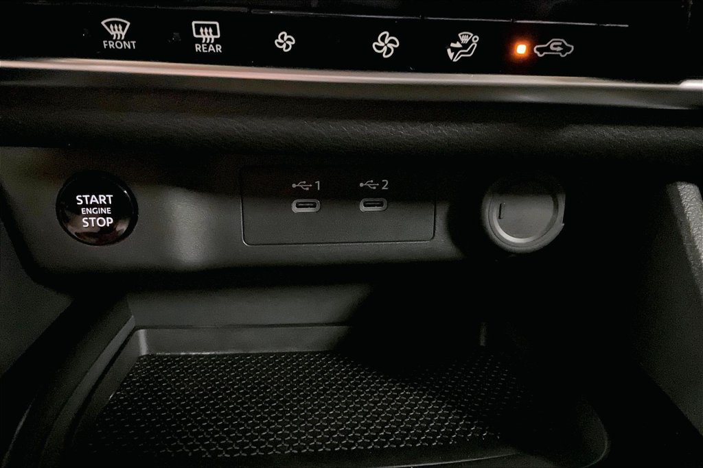 Used 2025 Nissan Rogue SV AWD/4WD image 30