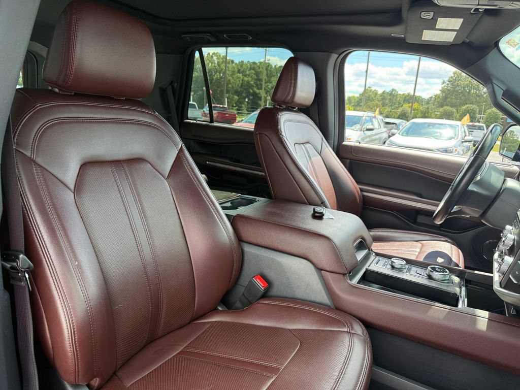 Certified 2024 Ford Expedition Limited AWD/4WD image 19