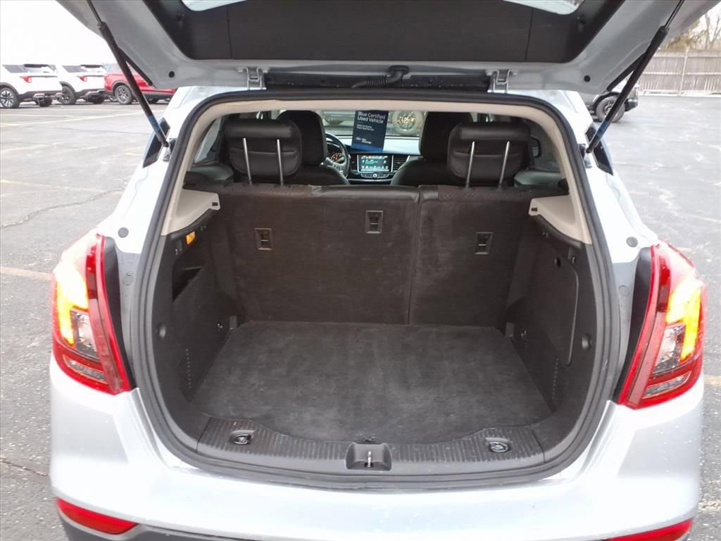 Used 2020 Buick Encore Preferred image 26