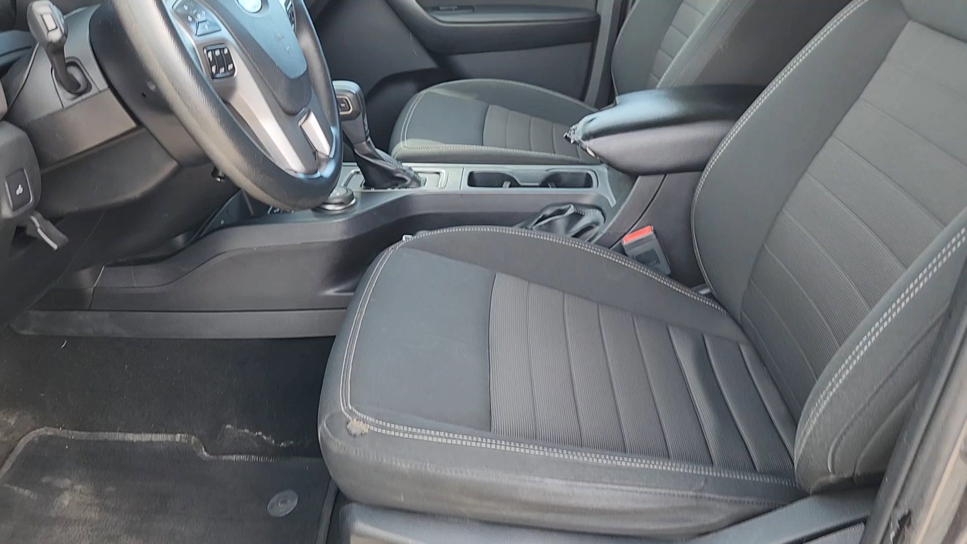 Certified 2019 Ford Ranger XLT w/ FX4 Off-Road Package image 32