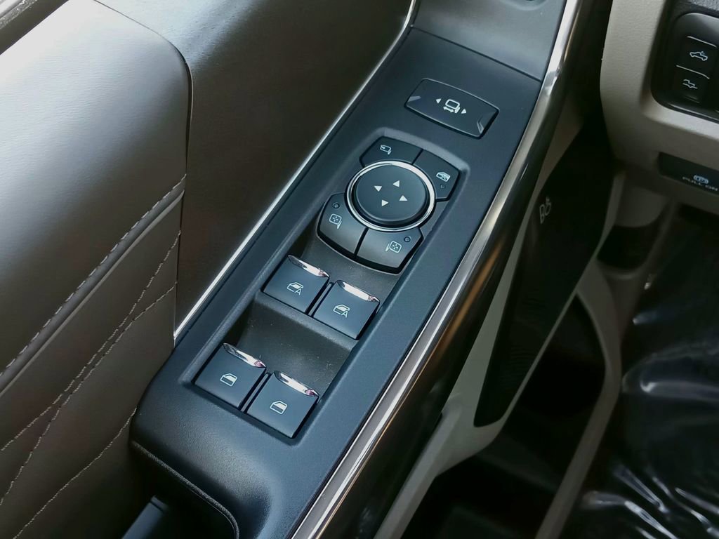 Certified 2025 Ford F450 Platinum w/ Platinum Plus Package image 18