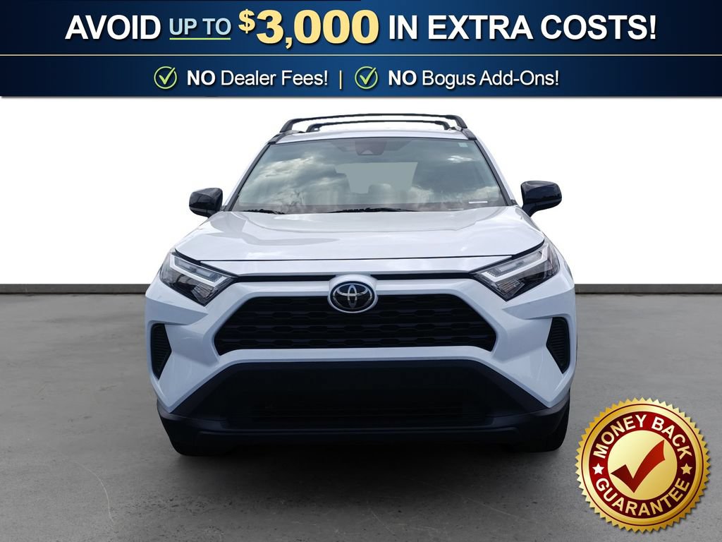 Used 2025 Toyota RAV4 LE AWD/4WD image 11