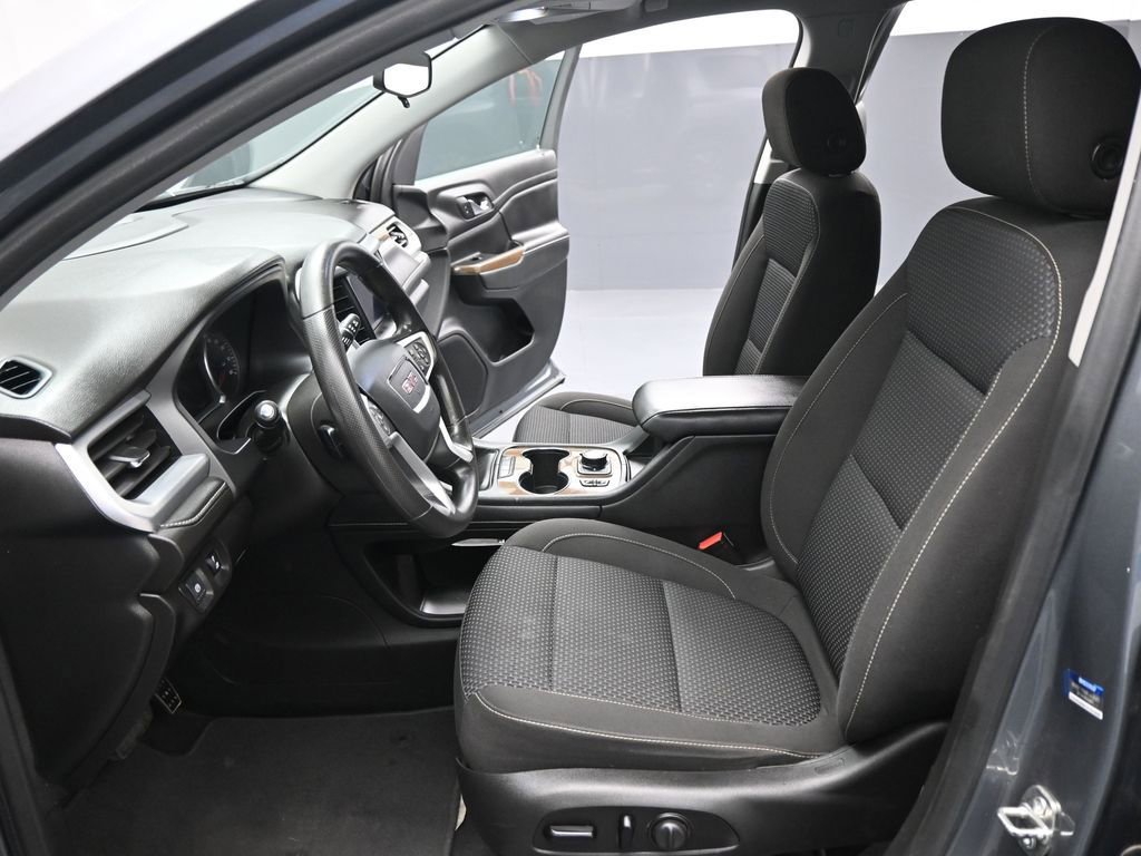 Used 2021 GMC Acadia SLE w/ Driver Convenience Package image 10