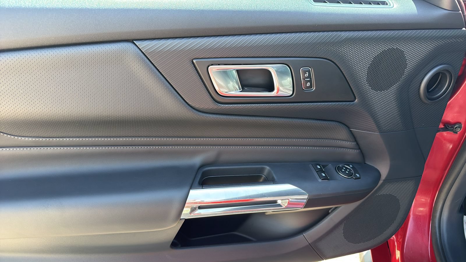Certified 2024 Ford Mustang GT Premium RWD image 11