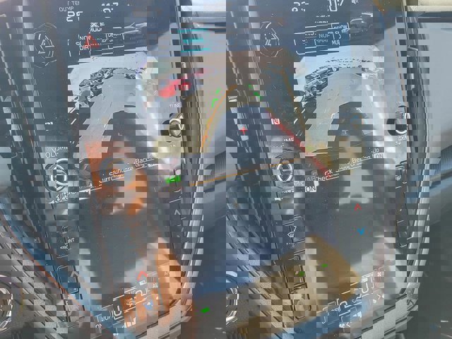 Used 2024 Subaru Crosstrek 2.5i Wilderness w/ Crosstrek Mirror Package image 21