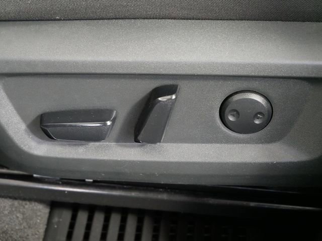 Used 2023 Nissan Rogue SV AWD/4WD image 15