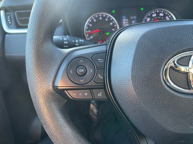 Used 2021 Toyota RAV4 XLE w/ Convenience Package image 19