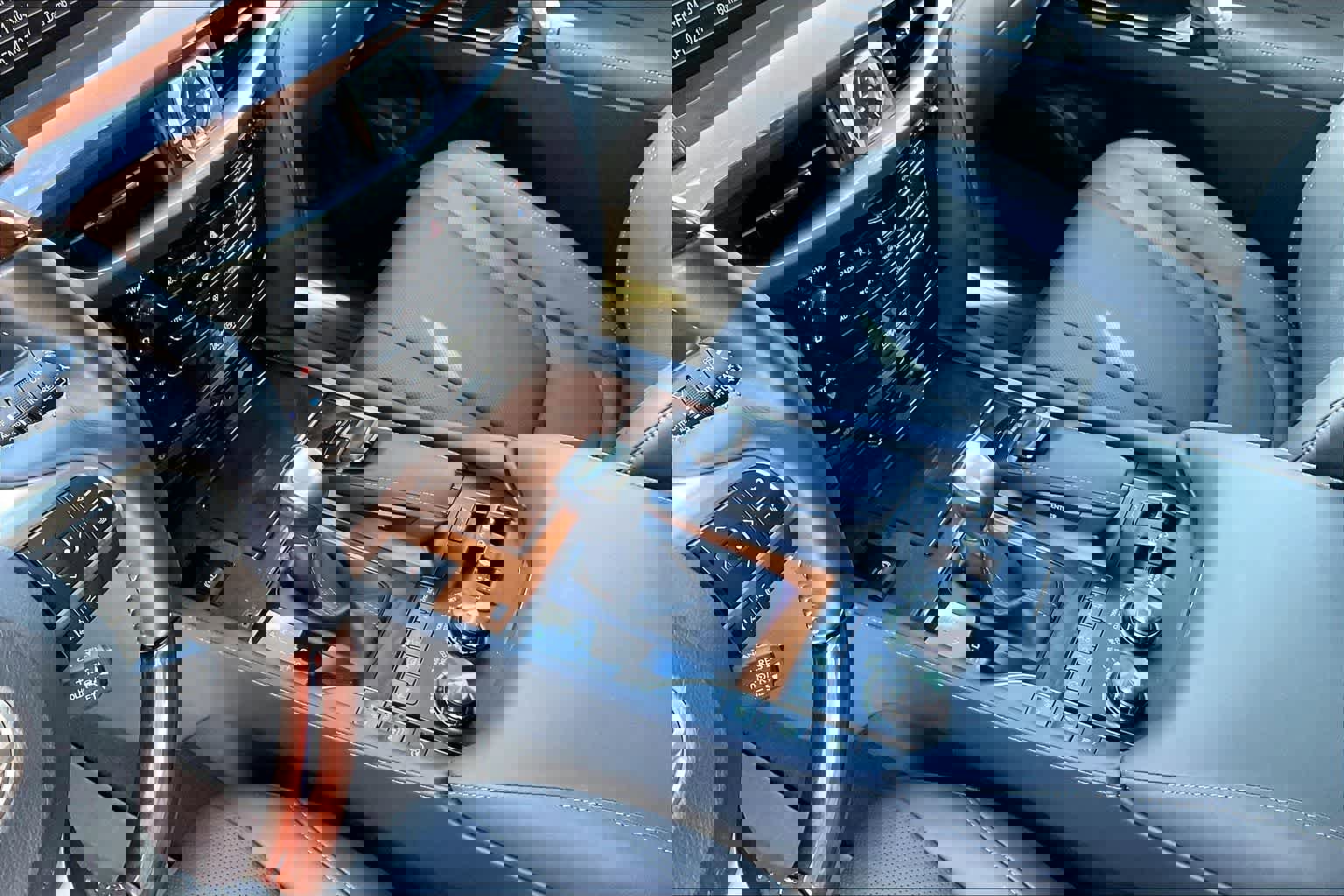 Used 2019 Lexus LX 570 4WD image 18