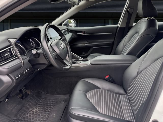 Used 2023 Toyota Camry SE FWD image 9