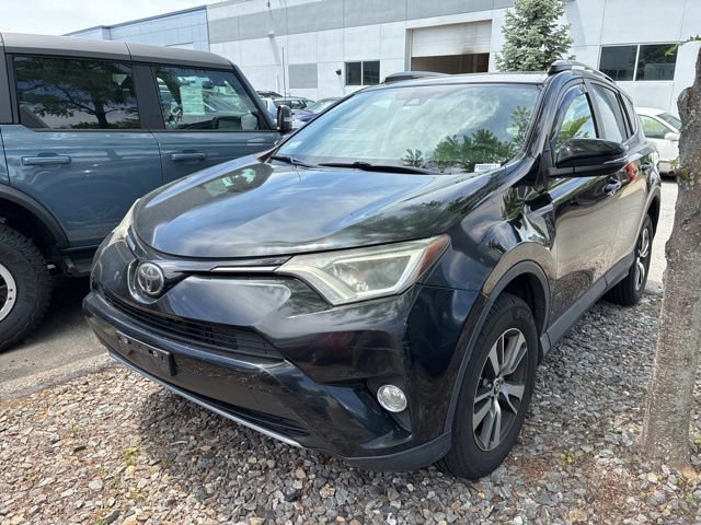 Used 2017 Toyota RAV4 XLE w/ All Weather Liner Package AWD/4WD image 2