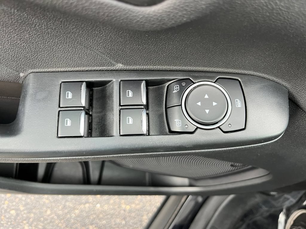 Certified 2023 Ford Escape Active AWD/4WD image 18