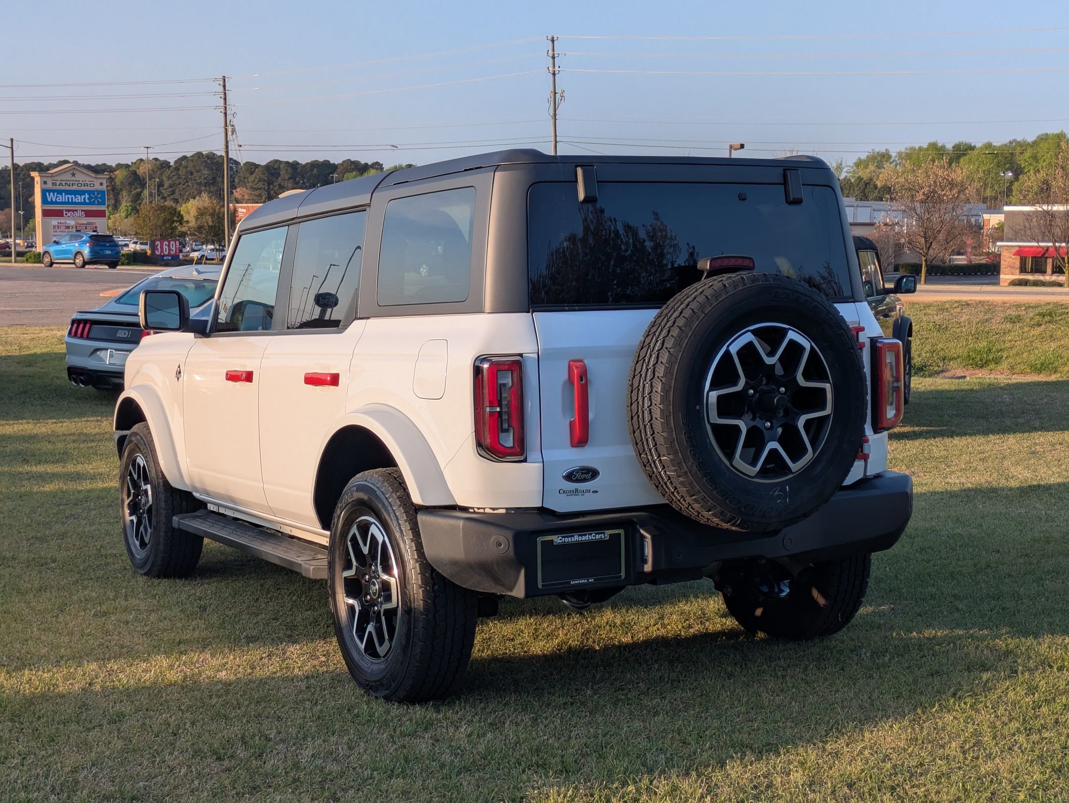 Certified 2024 Ford Bronco Outer Banks image 3