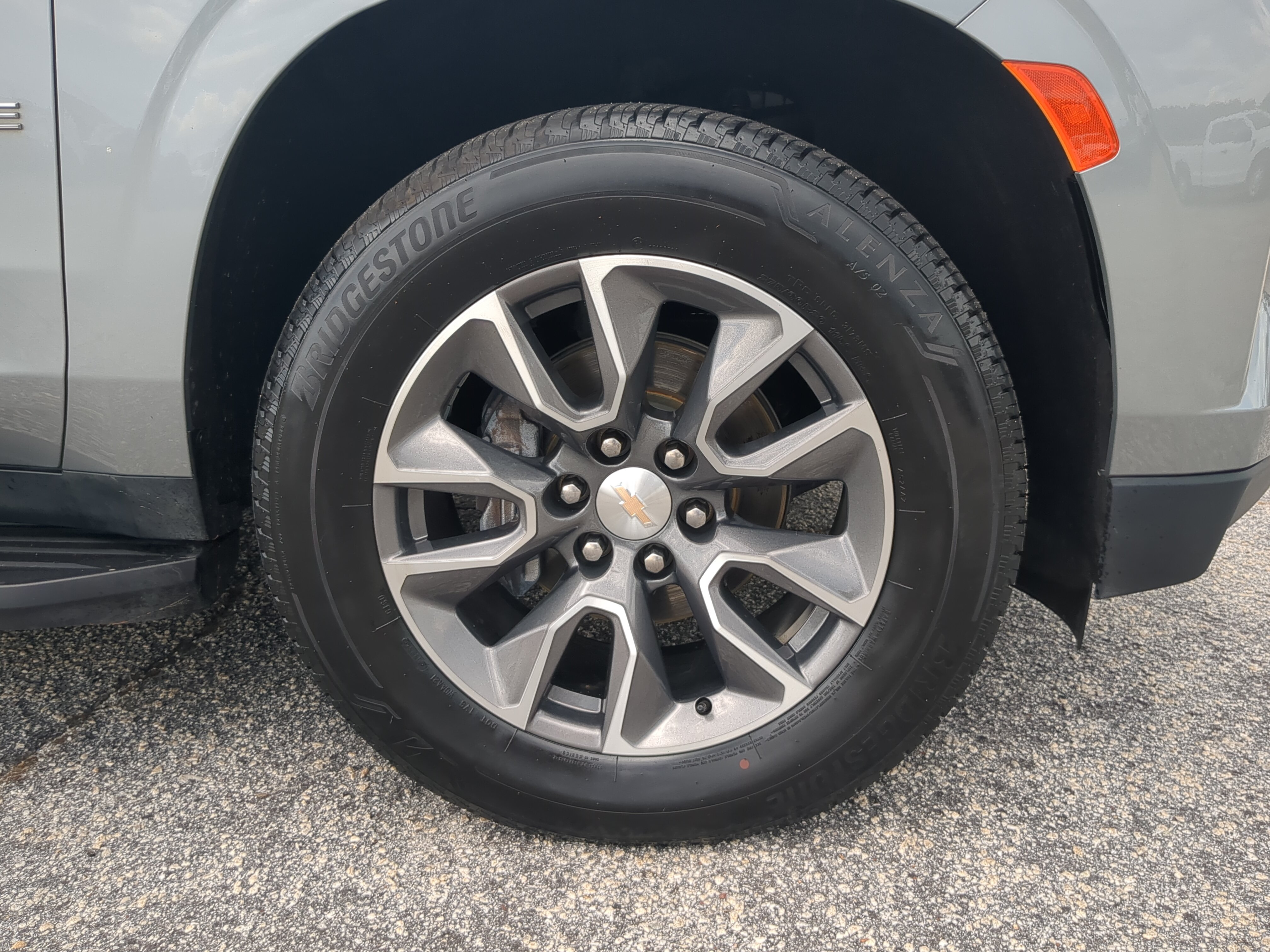 Used 2024 Chevrolet Tahoe LT w/ LT Signature Plus Package RWD image 9