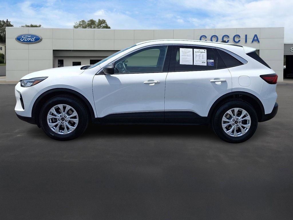 Certified 2023 Ford Escape Active AWD/4WD image 7