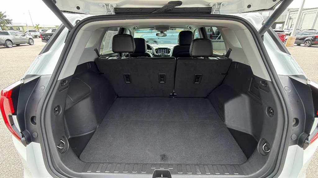 Used 2024 GMC Terrain SLT FWD image 12