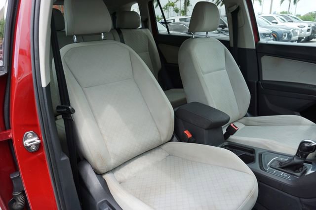 Used 2019 Volkswagen Tiguan S FWD image 2