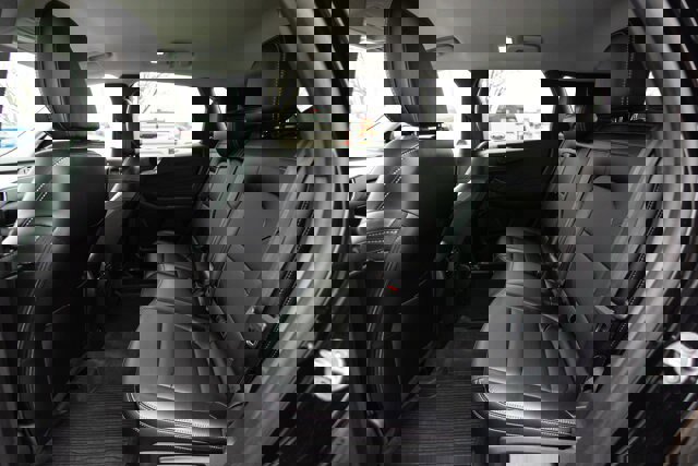 Certified 2025 Ford Escape Platinum image 9