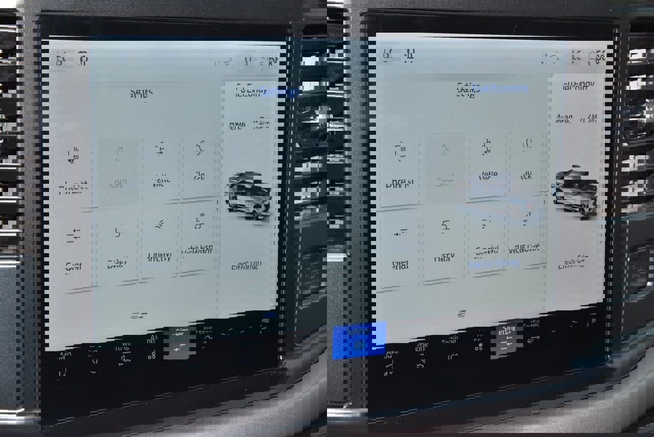 Certified 2025 Ford F150 XLT w/ Equipment Group 301A Standard image 28