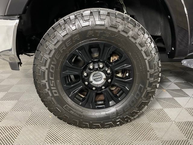 Certified 2020 Ford F250 XLT w/ Tremor Off-Road Package image 9