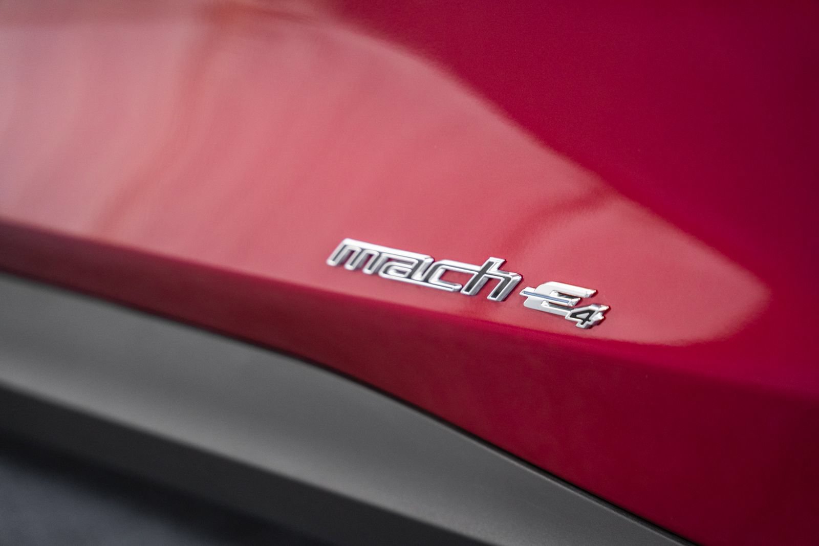 Certified 2025 Ford Mustang Mach-E Premium AWD/4WD image 14
