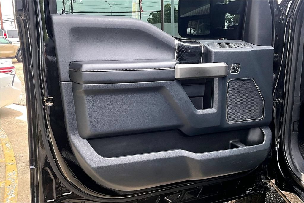 Certified 2022 Ford F350 Platinum AWD/4WD image 17