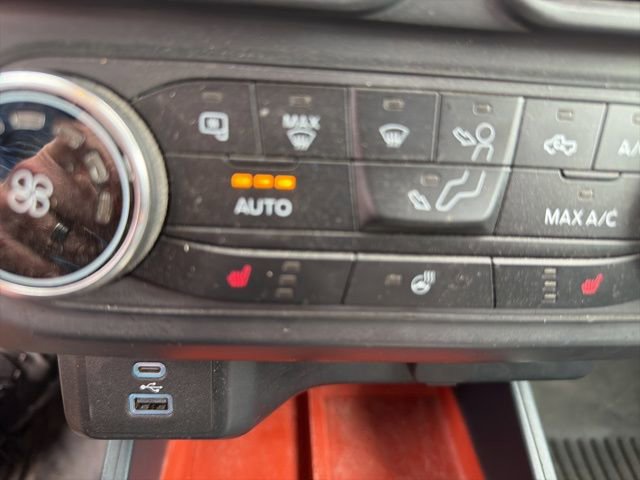 Certified 2022 Ford Maverick XLT w/ Equipment Group 300A Standard AWD/4WD image 10