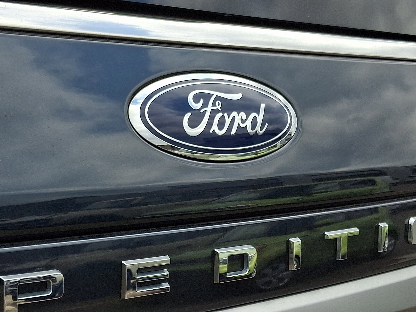 Certified 2023 Ford Expedition Max XLT image 31