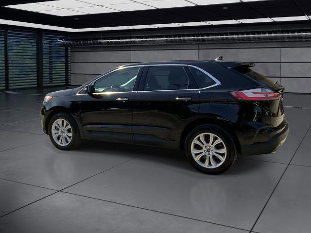 Certified 2024 Ford Edge Titanium image 4