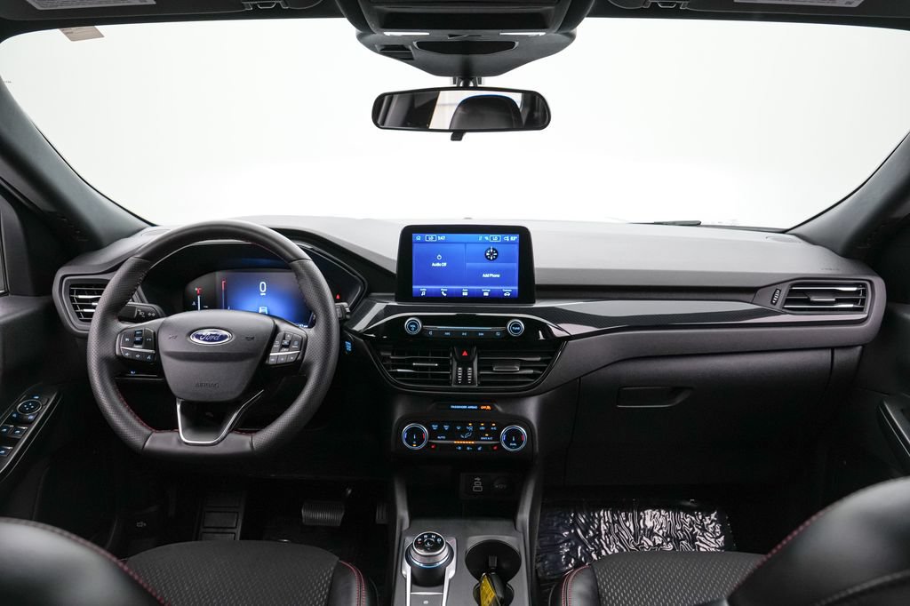 Certified 2025 Ford Escape ST-Line Select AWD/4WD image 14