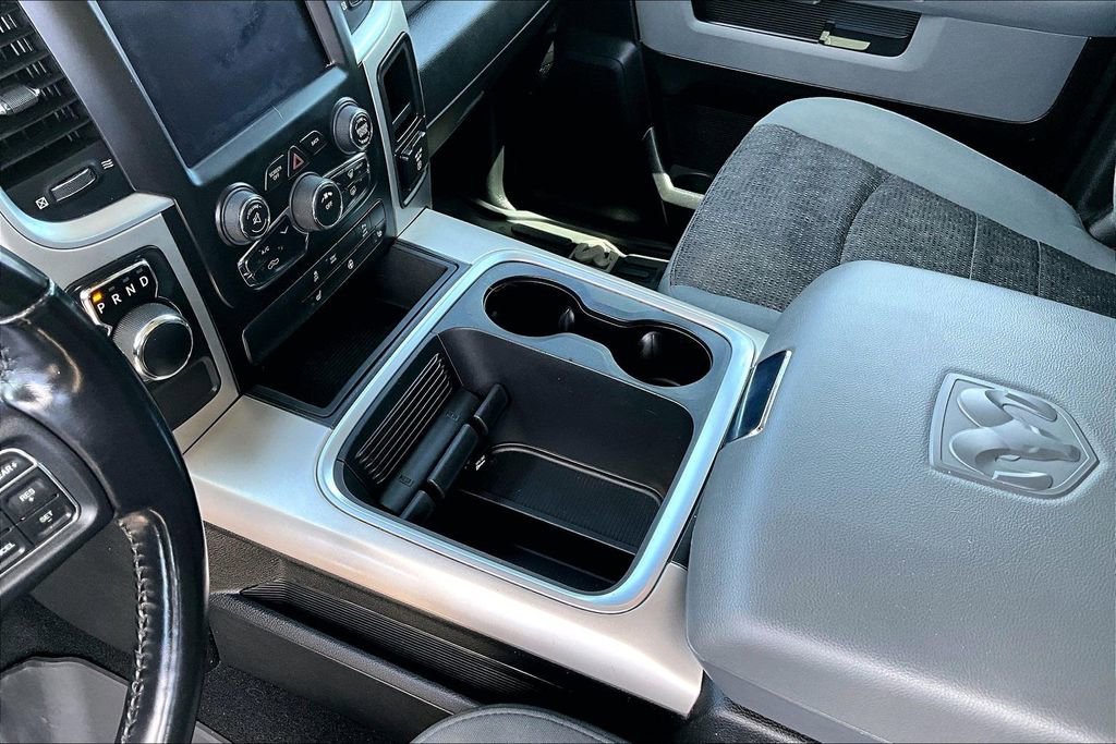 Used 2020 RAM 1500 Classic SLT w/ Luxury Group RWD image 15
