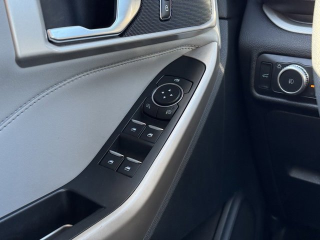 Certified 2022 Ford Explorer XLT w/ Equipment Group 202A image 39