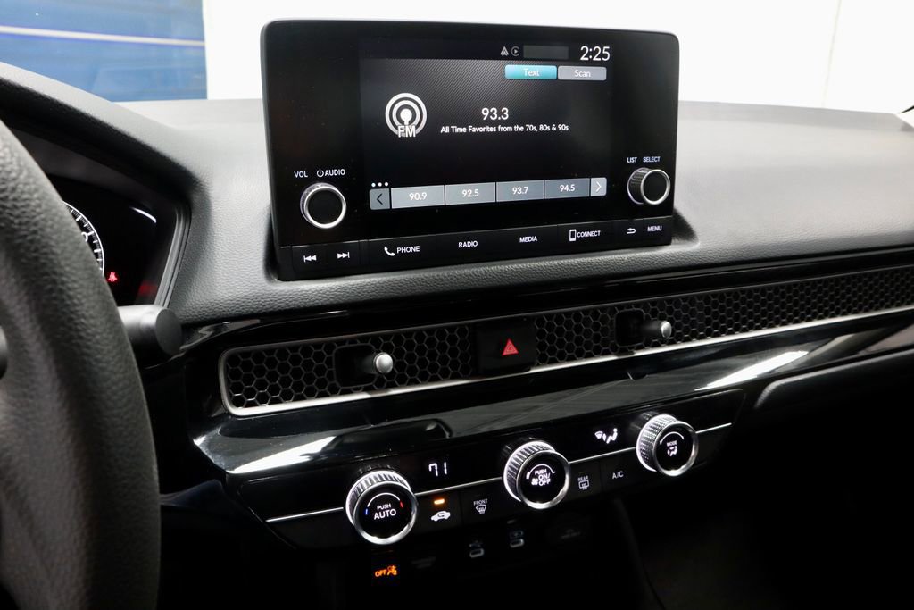 Used 2025 Honda Civic LX image 31