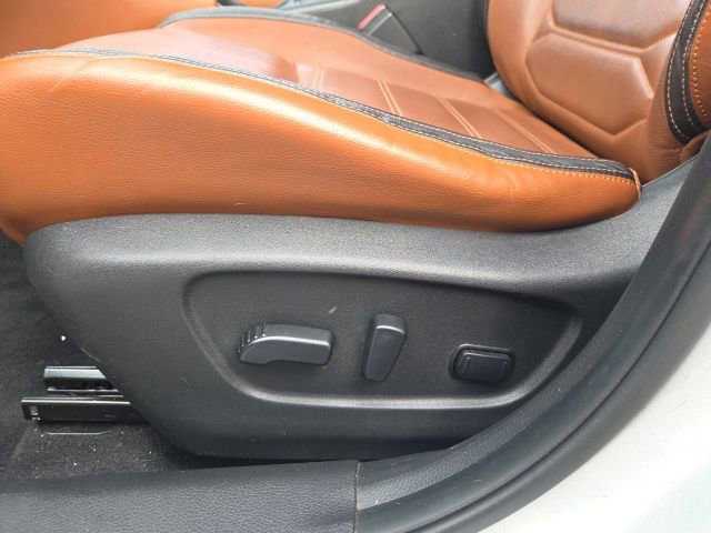 Used 2018 Nissan Rogue SL w/ Premium Package image 19