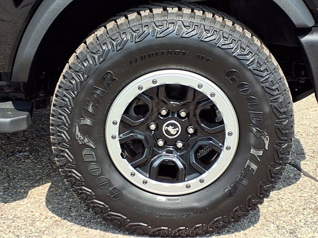 Certified 2023 Ford Bronco Big Bend w/ Sasquatch Package AWD/4WD image 28