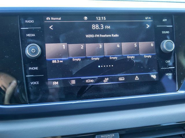 Used 2023 Volkswagen Taos SE w/ Black Wheel Package image 20