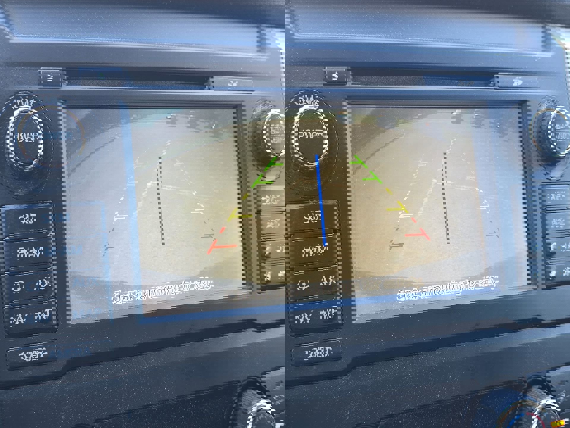 Used 2017 Nissan Titan SV image 17