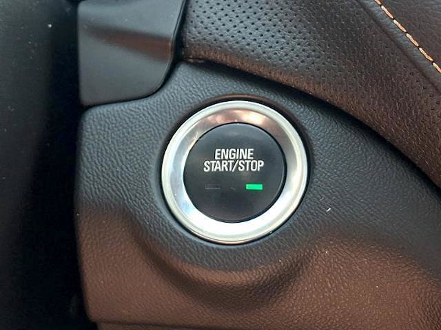 Used 2022 Chevrolet Equinox Premier AWD/4WD image 25