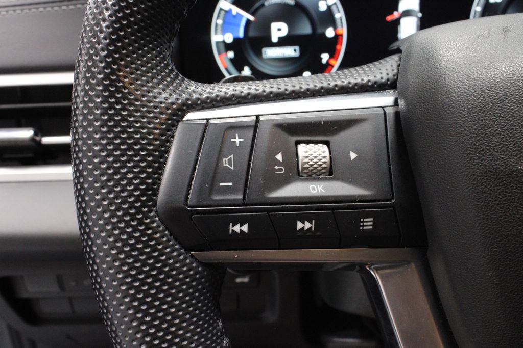Used 2023 Mitsubishi Outlander SEL AWD/4WD image 26
