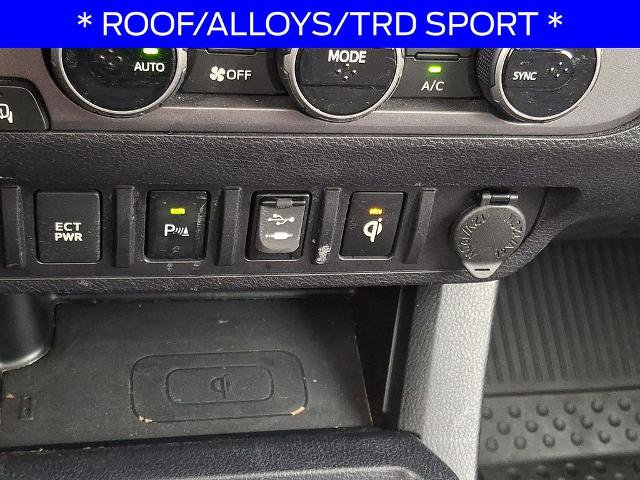 Used 2017 Toyota Tacoma TRD Sport AWD/4WD image 26