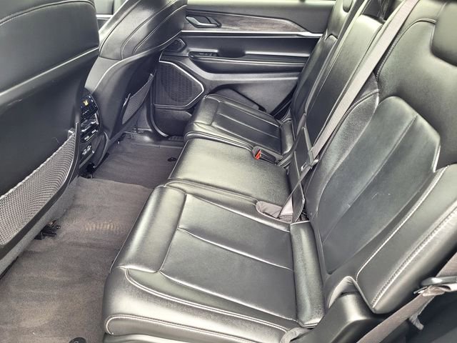 Used 2021 Jeep Grand Cherokee L Limited AWD/4WD image 12