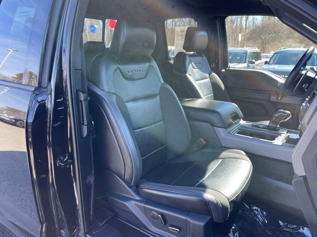 Certified 2019 Ford F150 Raptor w/ Equipment Group 802A Luxury image 36