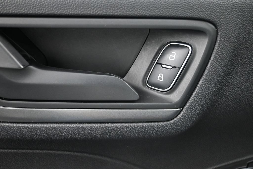 Certified 2025 Ford Escape Active AWD/4WD image 20