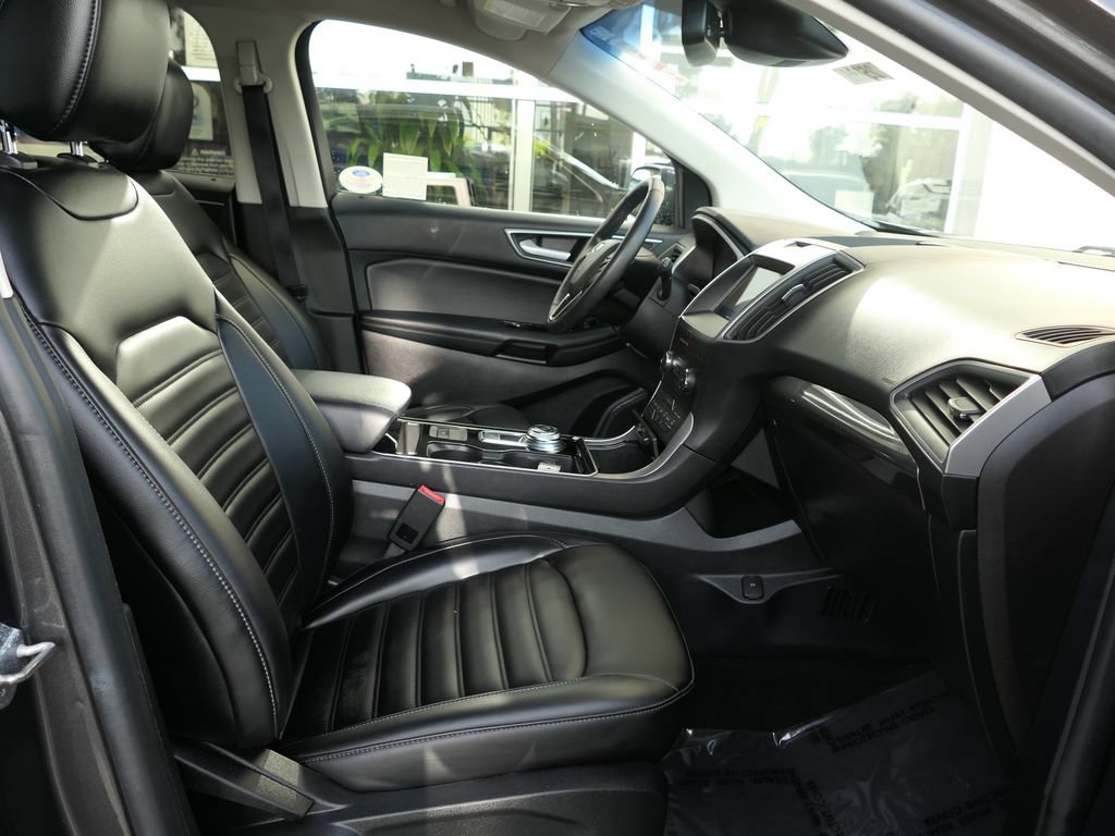 Certified 2020 Ford Edge SEL FWD image 27