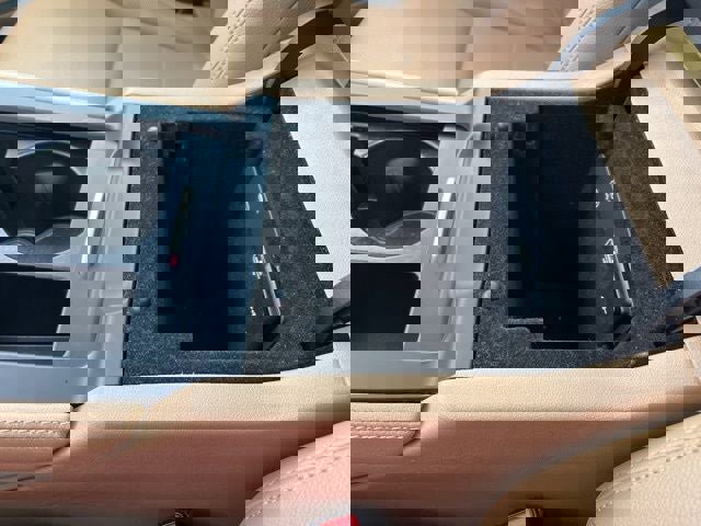 Used 2021 Jaguar F-PACE S image 36