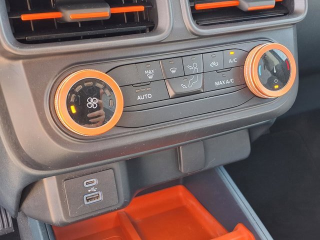Certified 2022 Ford Maverick XLT w/ Equipment Group 300A Standard AWD/4WD image 11
