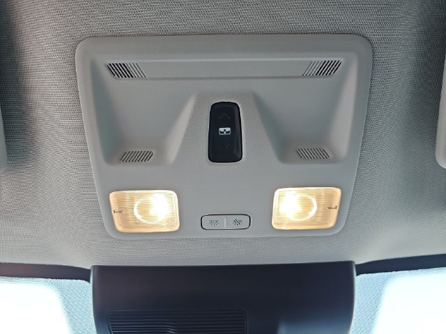 Certified 2025 Ford Maverick XLT w/ XLT Luxury Package FWD image 31