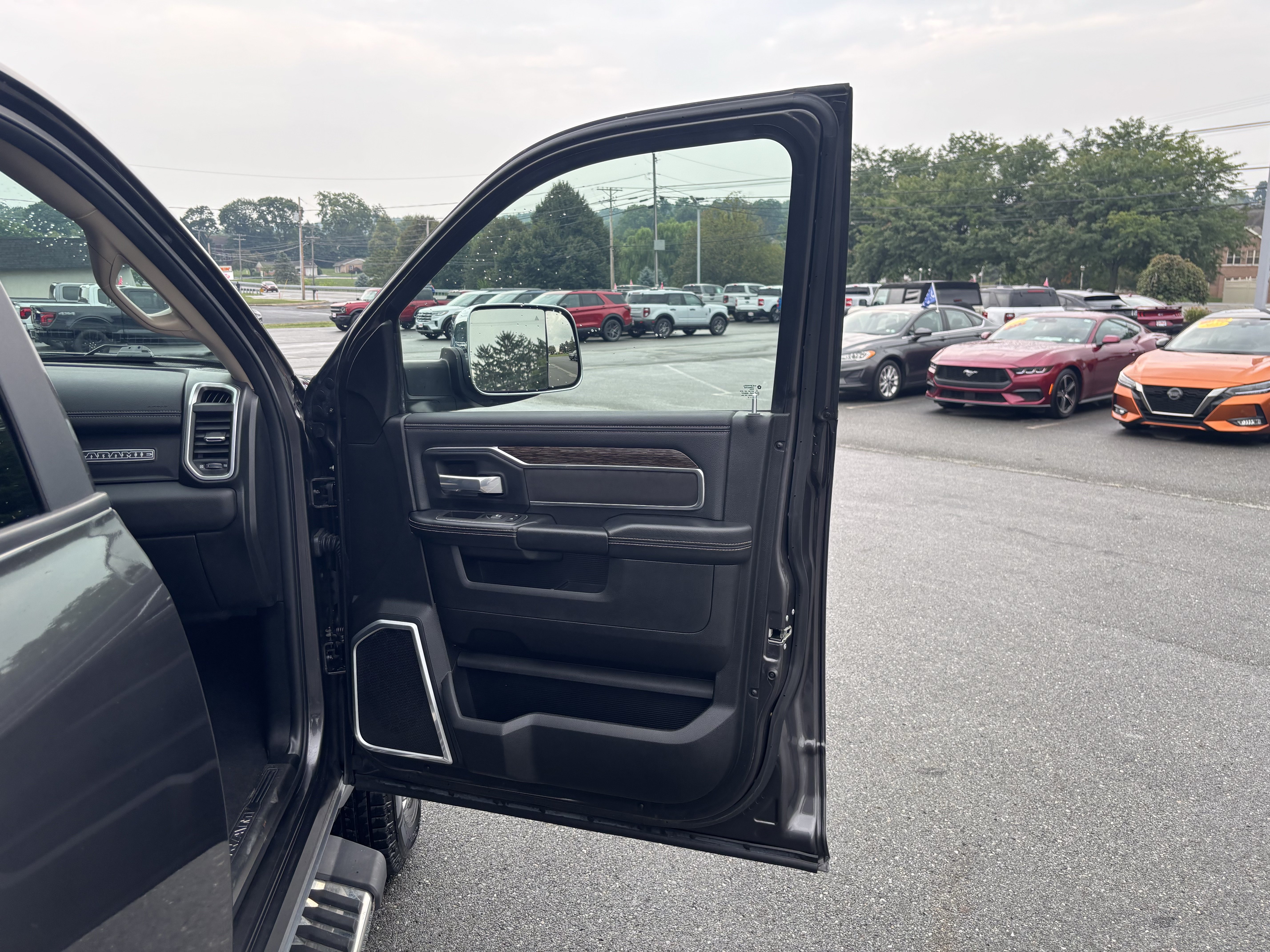 Used 2021 RAM 3500 Laramie w/ Safety Group AWD/4WD image 41