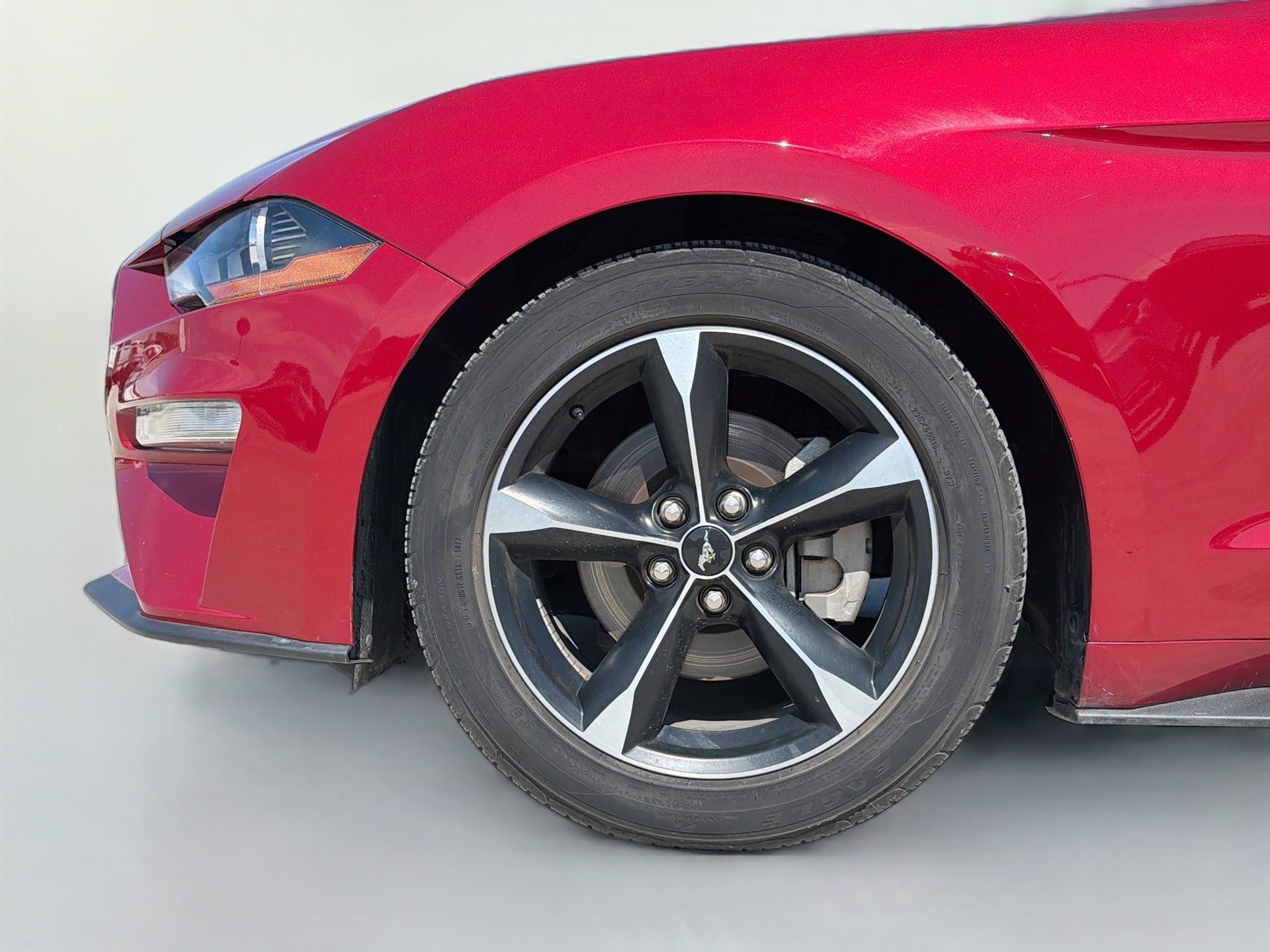 Certified 2023 Ford Mustang Coupe RWD image 28