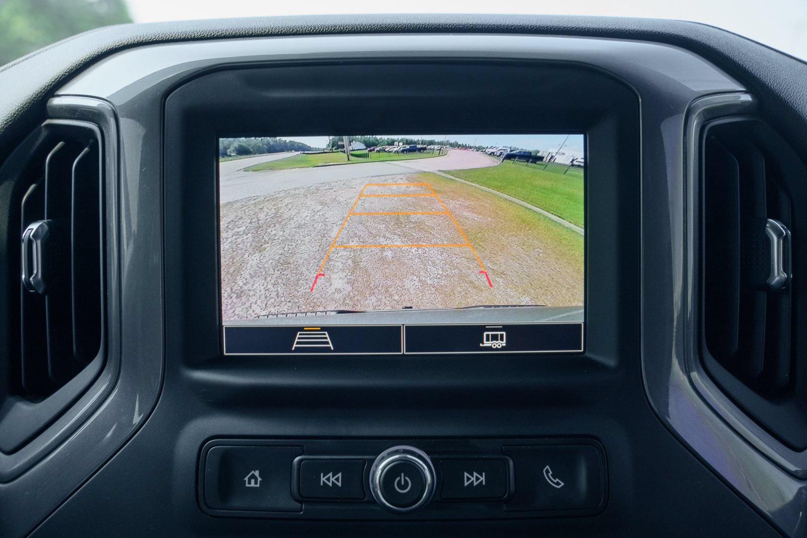 Used 2024 Chevrolet Silverado 1500 Custom AWD/4WD image 33